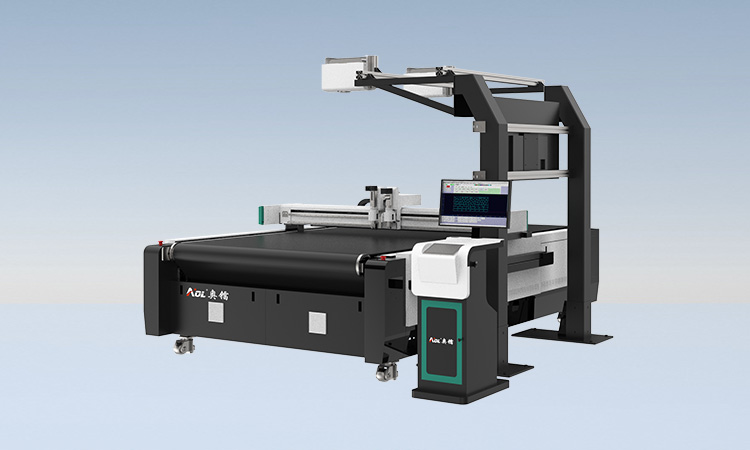 Roller blind cutting table cutting machine